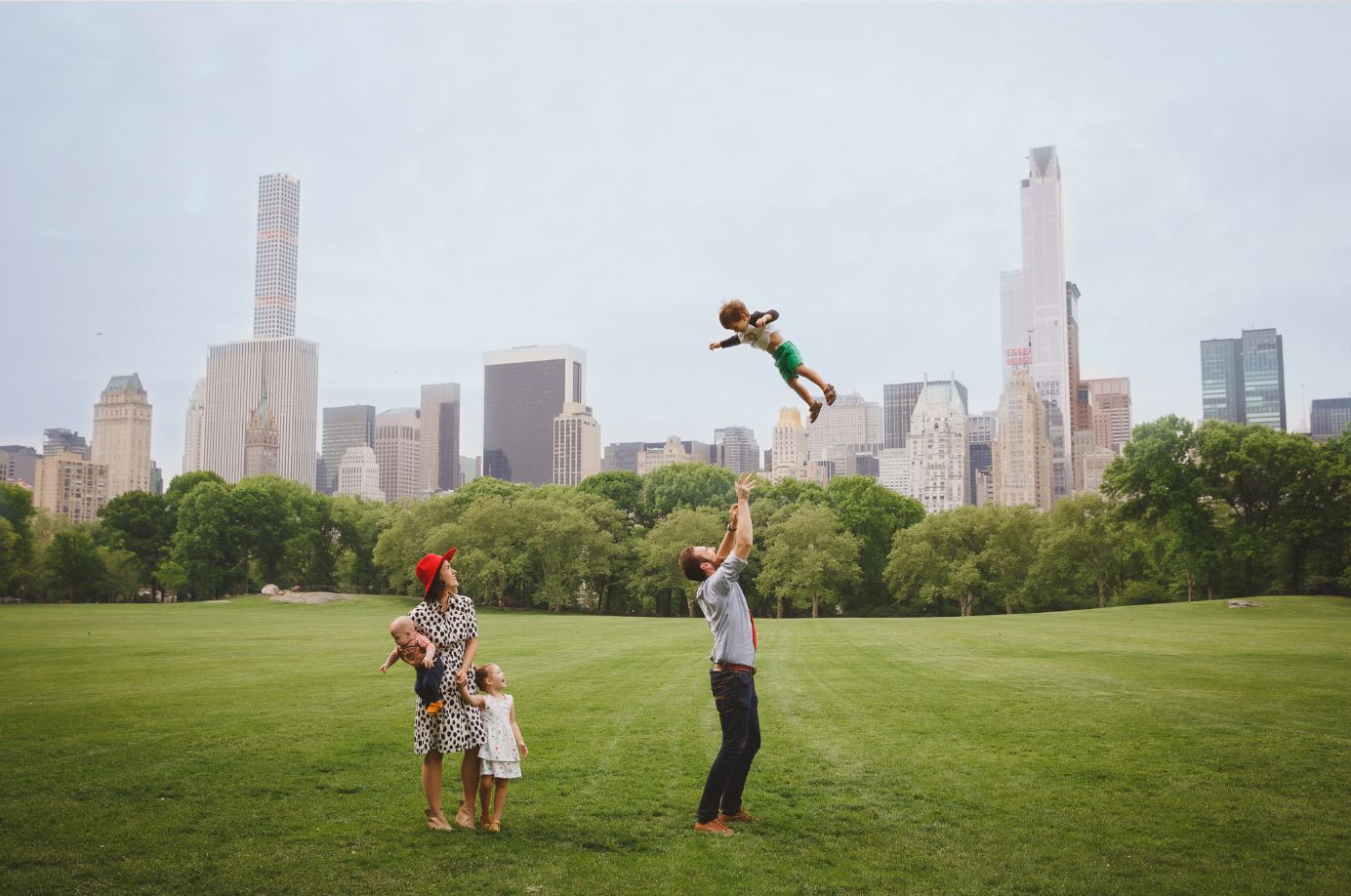 family easter picture ideas outside