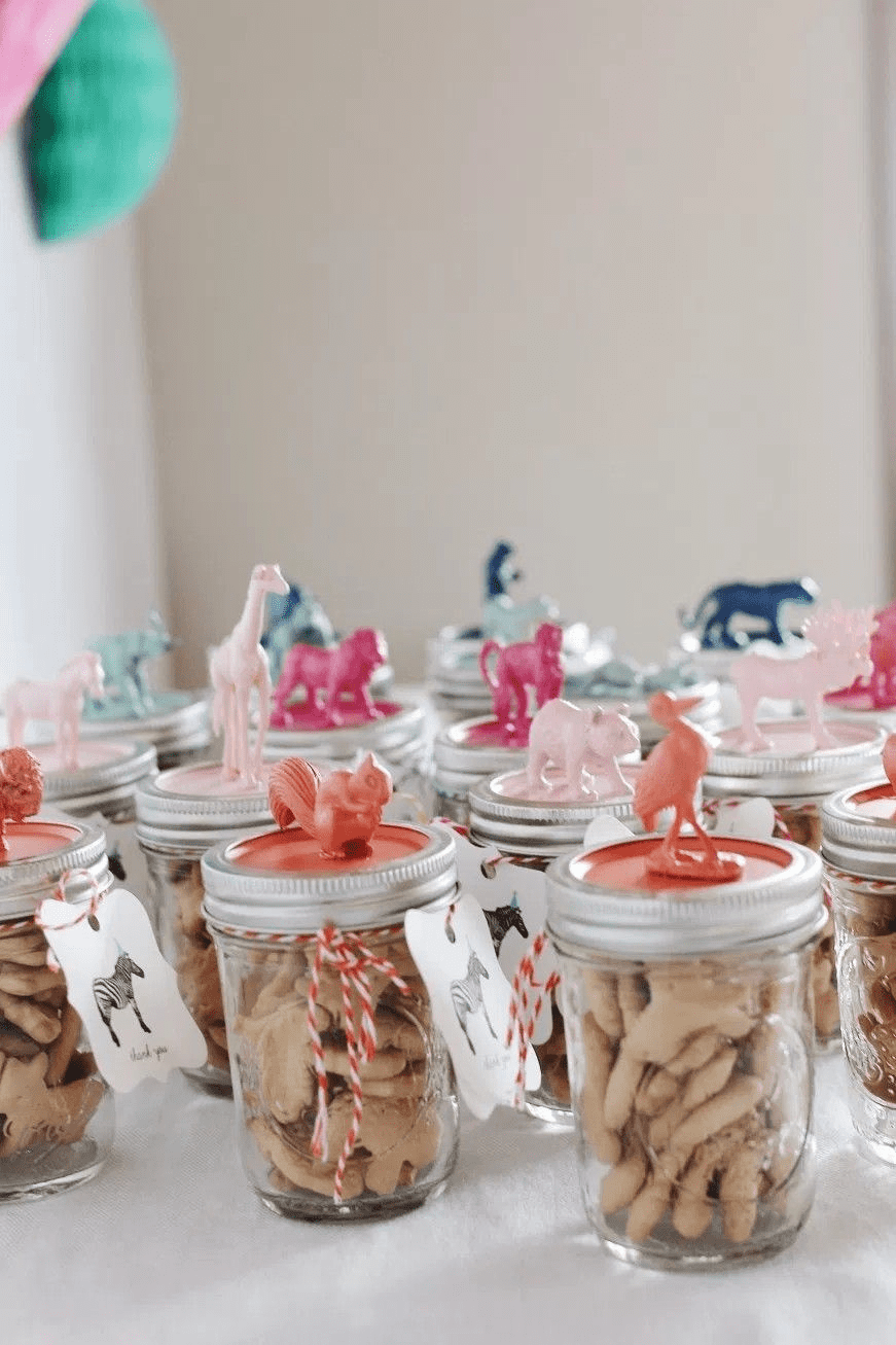 10 Awesome Return Gift Ideas For Your Babys 1st Birthday Party  Being The  Parent