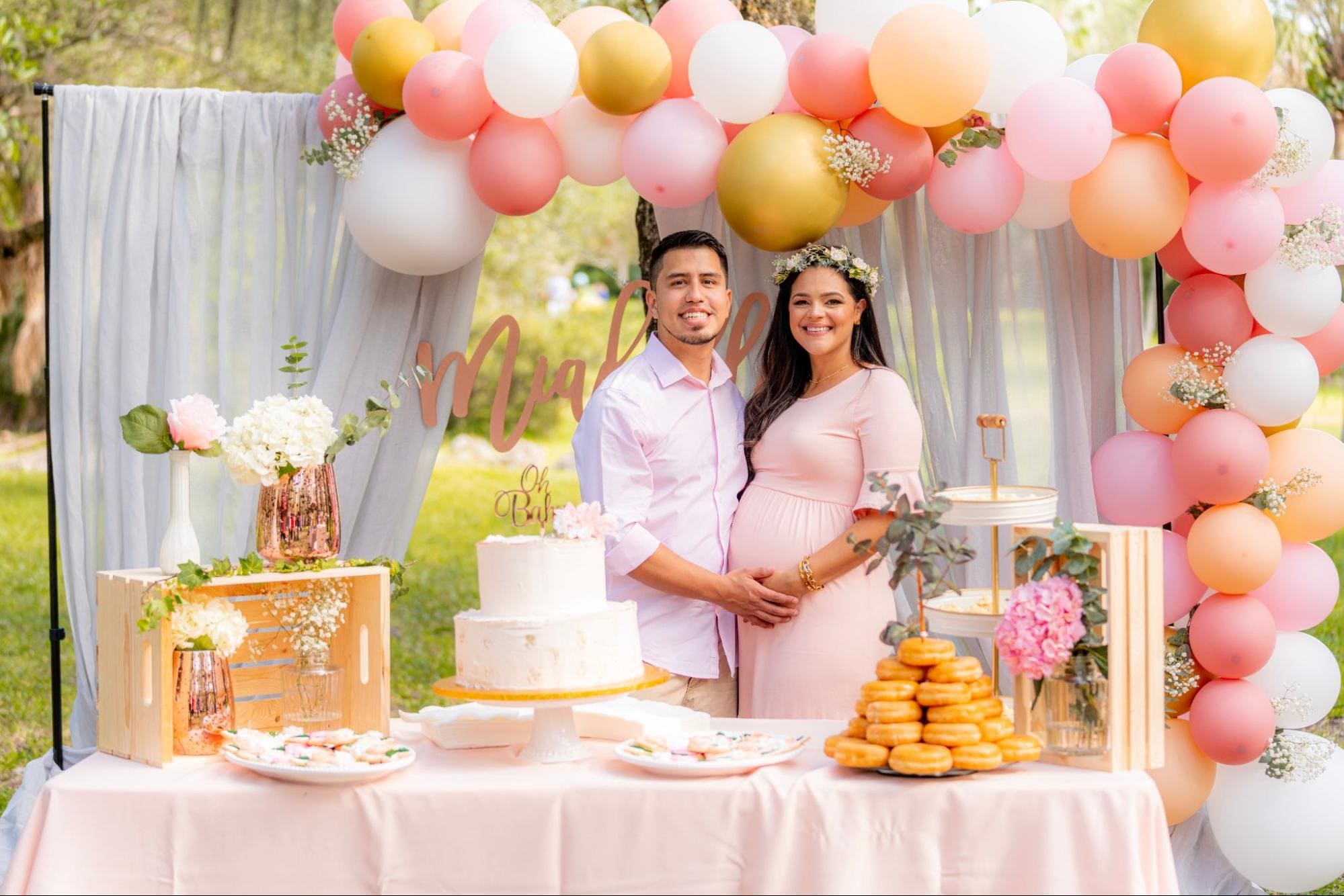 Ishita Dutta And Vatsal Sheth Share Adorable Photos From Baby Shower,  Actress Kajol Attends; See Pics - News18