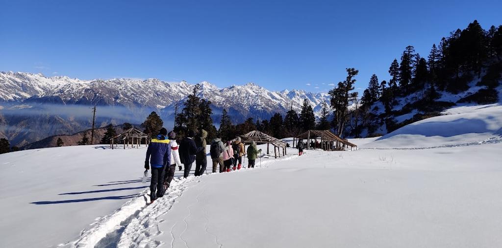  The Kedarkantha trek is an all-around trek, and an extremely popular trek among beginners, in the Indian trekking scene.