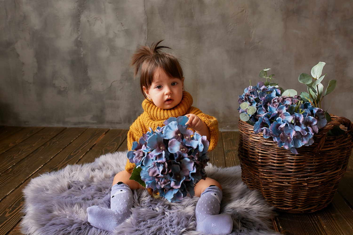 Enchanting blossoms: Charming 6-Month Baby's Floral Fantasy at Home