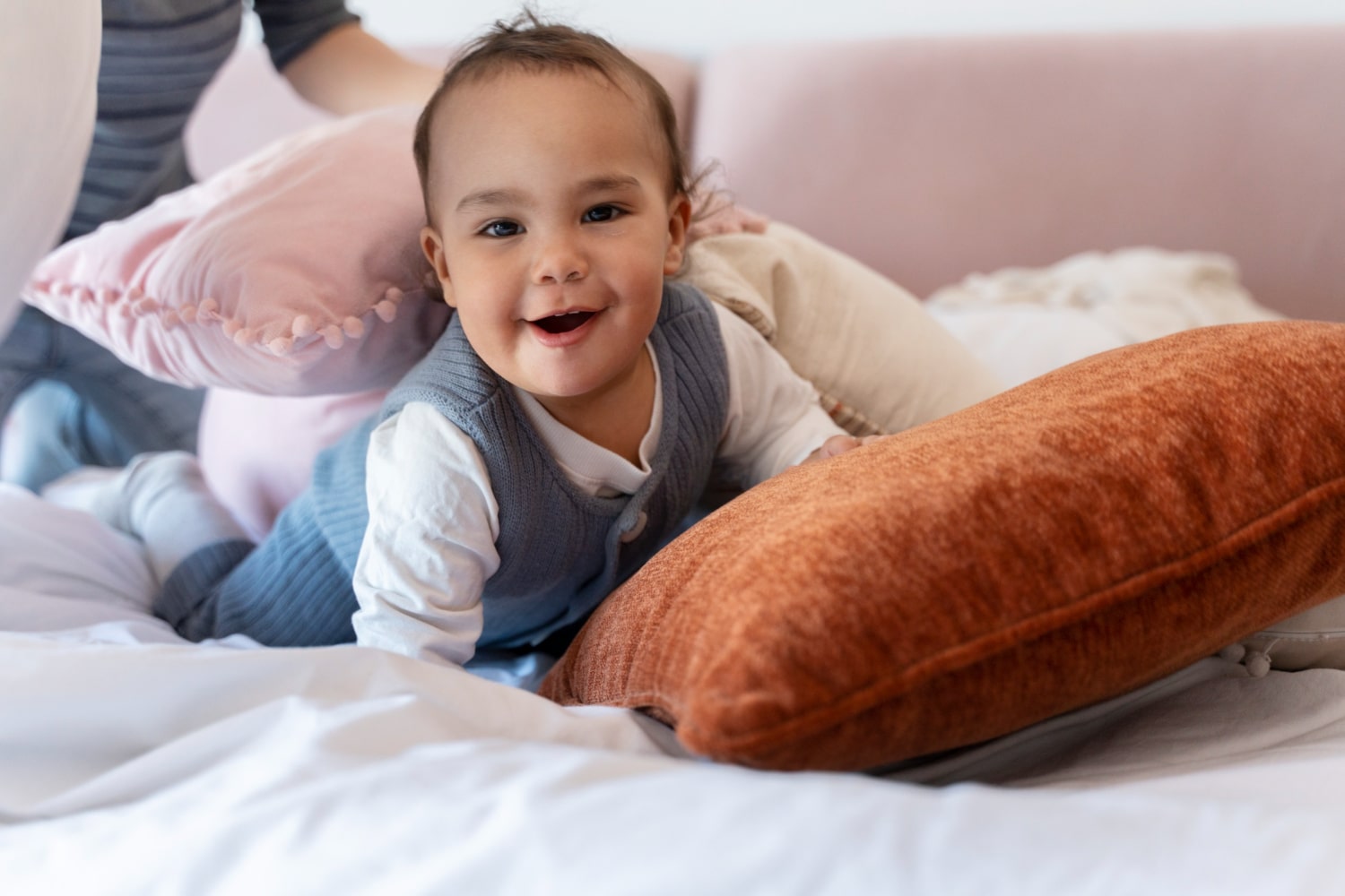 Active exploration: Adorable 6-Month Baby's At-Home Tummy Time Photoshoot