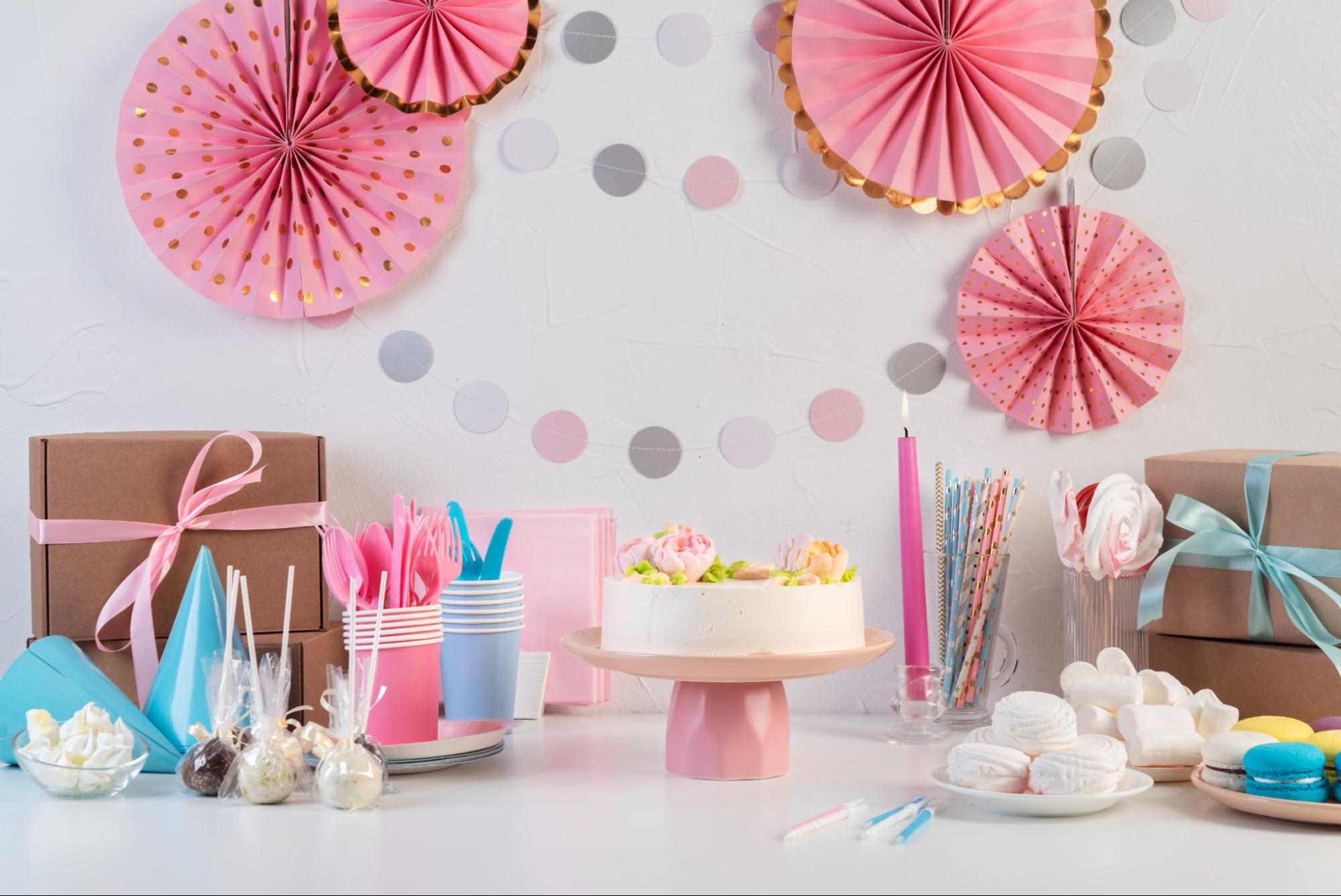 Themed Table Settings: Creative birthday decor ideas at home
