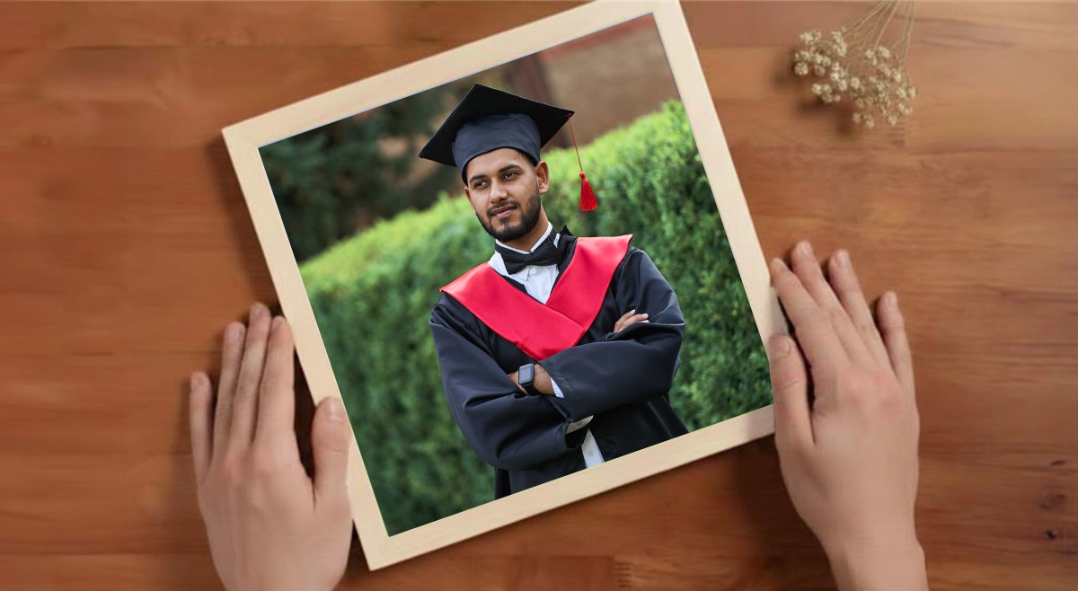 Custom graduation photo frame with Class of 2026 design India