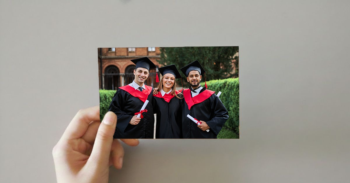 High-quality graduation photo prints online in India